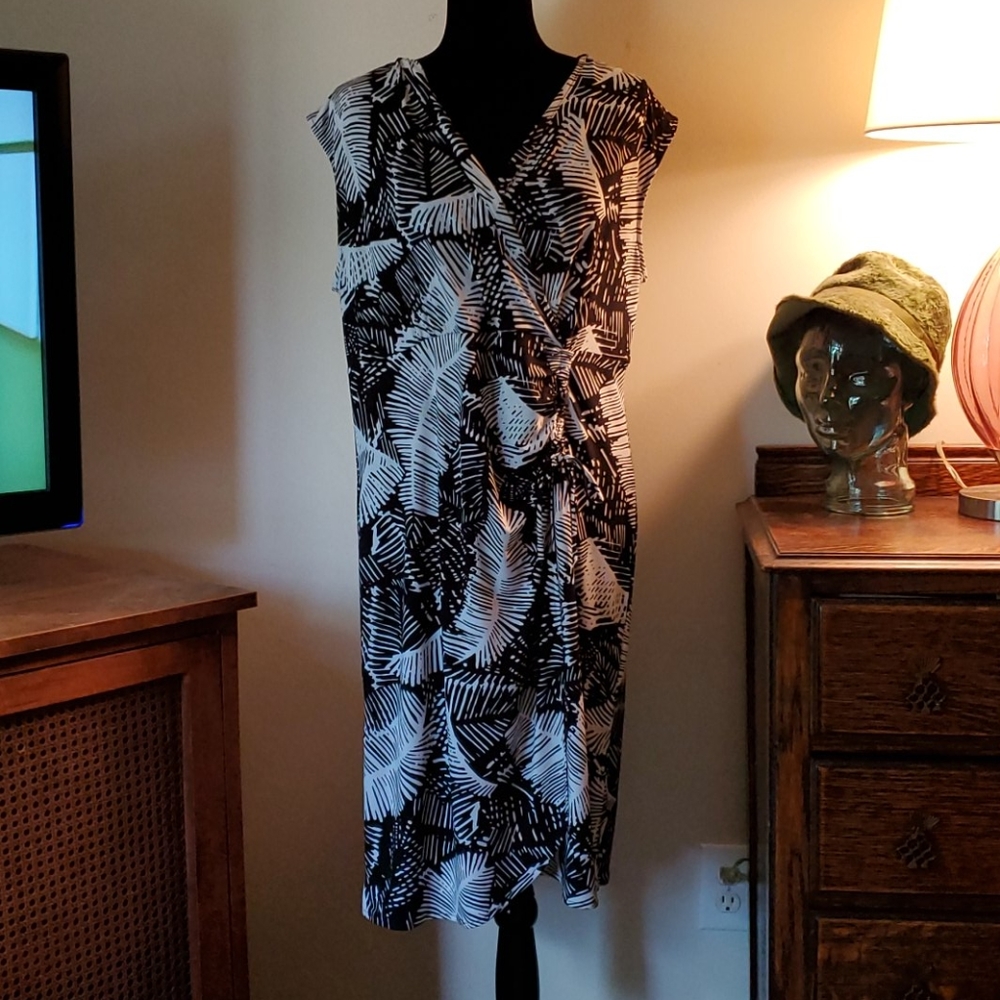 Jones New York Signature faux wrap dress